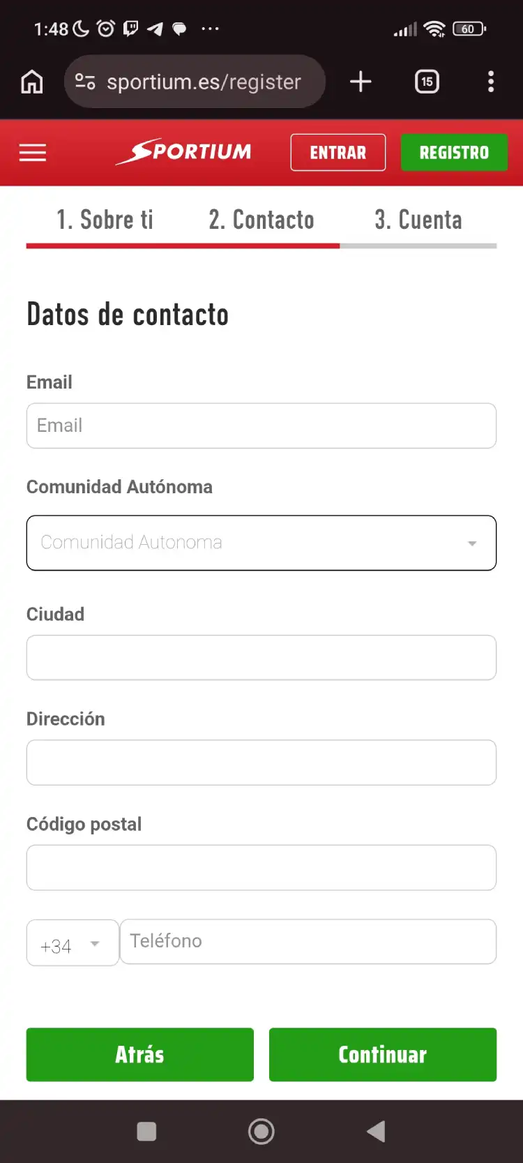 Formulario de datos de contacto en el registro de Sportium: email y teléfono móvil para verificación por SMS